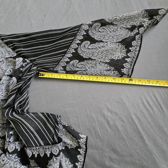 NWT Chicos Black Paisley V-Neck Crossover Wrap Layered Blouse Sz 8/10 - Picture 12 of 13